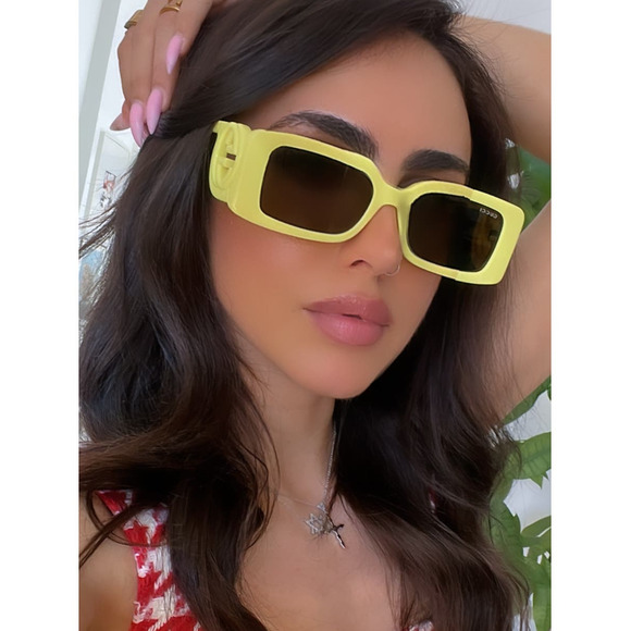 NEW Gucci GG1325S Slim Yellow Logo Sunglasses - Picture 1 of 9